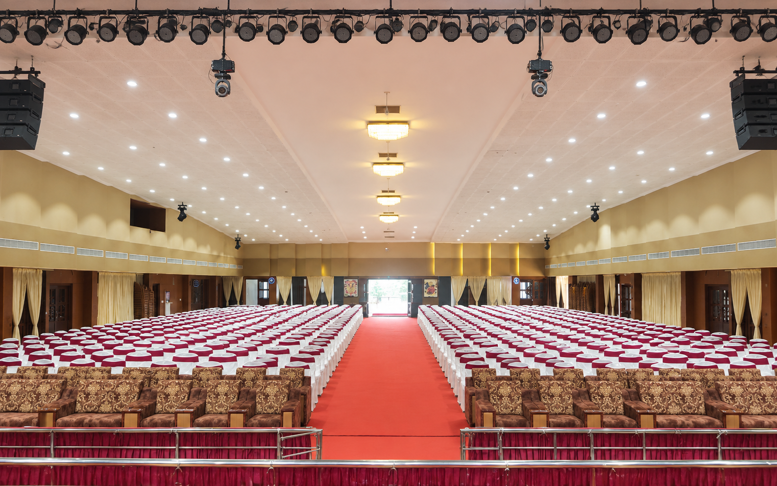 1200 Seating Hall Overview
